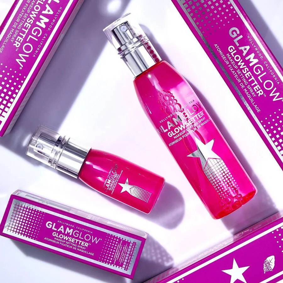 اسپری فیکساتور آرایش گلم گلو GlamGlow مدل Glowsetter حجم 110 میل، شاداب کننده و مات کننده