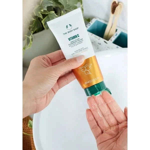 ژل شستشوی ویتامین سی بادی شاپ Body Shop، پاکسازی کننده، 100 میل